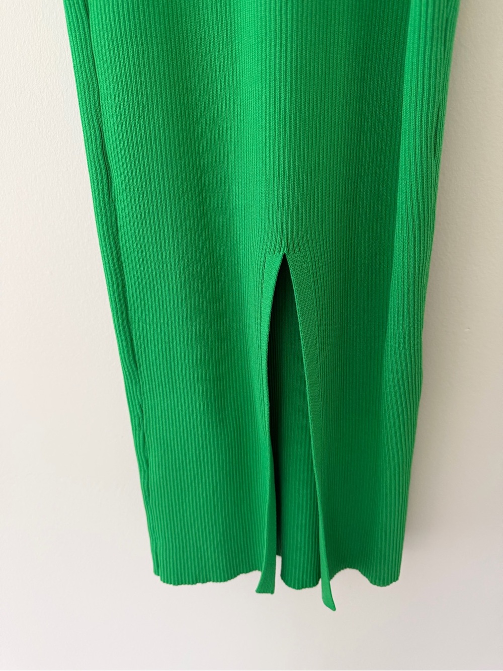 Meshki Bright Green Ribbed Knit Top - Picture 5 of 7